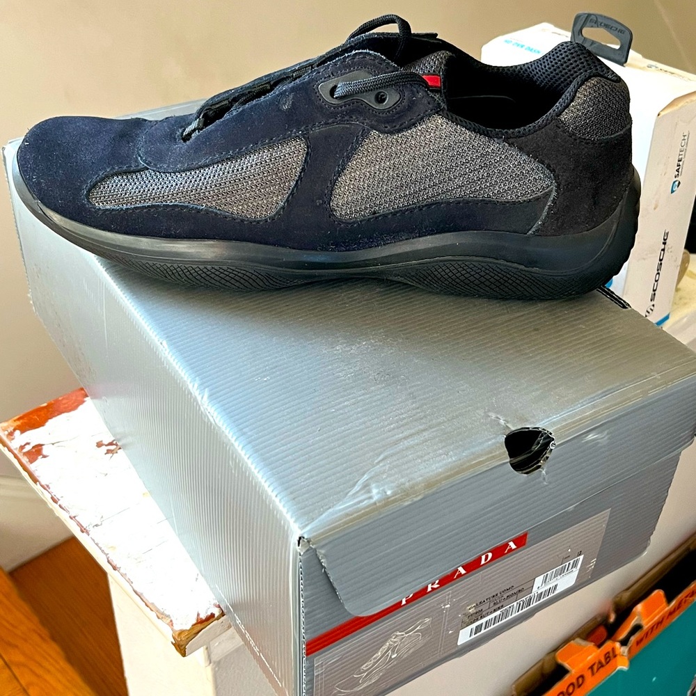Size 12 Prada shoes only wore once